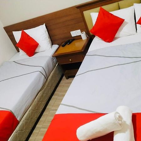 Hotel Casa Reo Kampong Bagan Lalang Exteriör bild